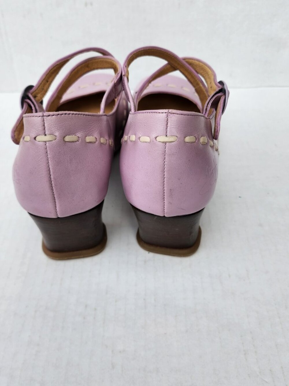 John Fluevog Hey Minstrel Lilac Purple Leather Mary Jane Heels 8.5 Rare Find - Picture 6 of 16